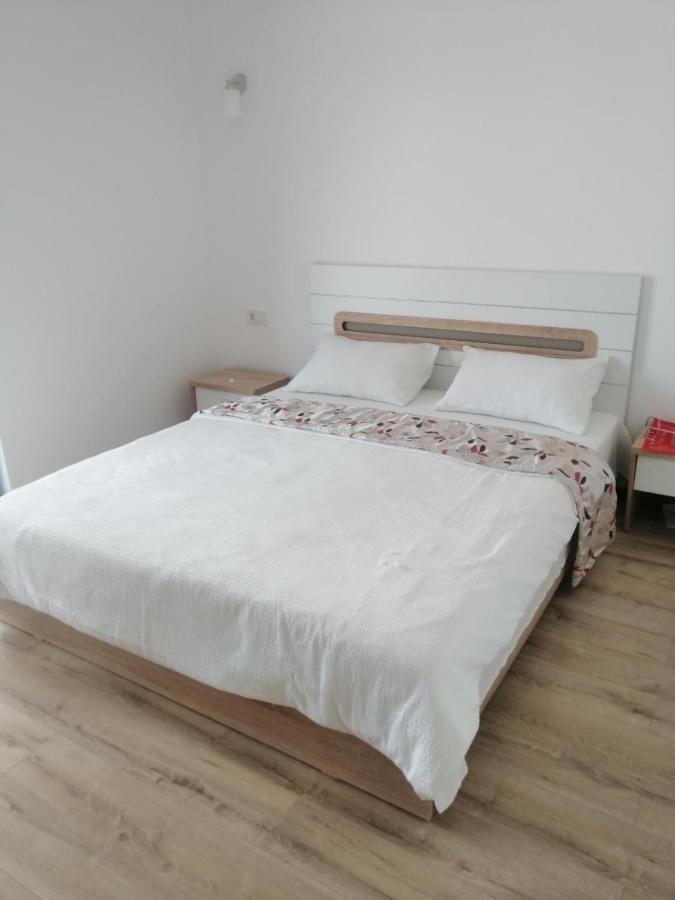 Aristocat Hotels Rasnov Экстерьер фото