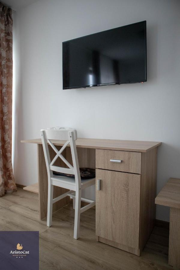 Aristocat Hotels Rasnov Экстерьер фото