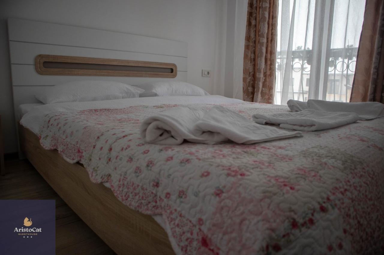Aristocat Hotels Rasnov Экстерьер фото